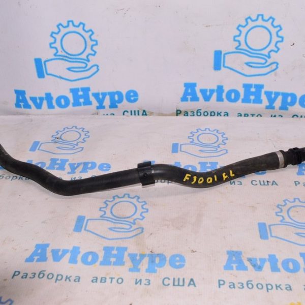 Патрубок охлаждения BMW 328i F30 12-19 длинный второй