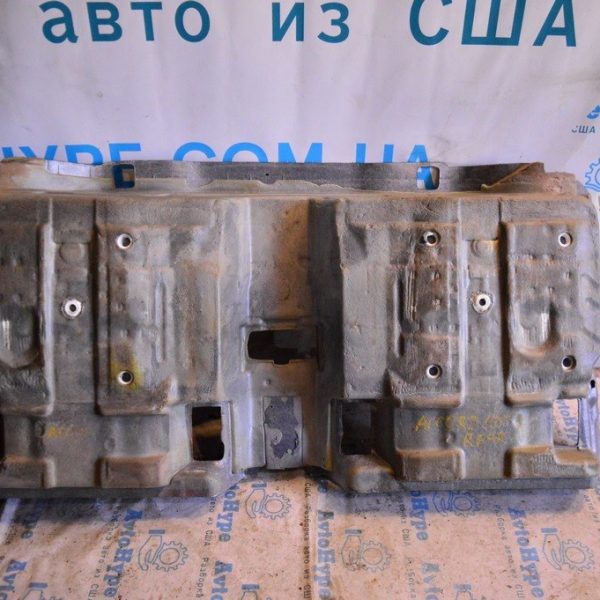 Шумоизоляция двигателя BMW 3 F30 12-19 1112 7636790