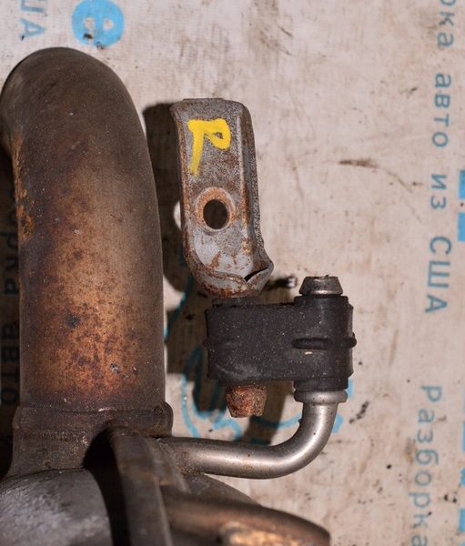 Кронштейн глушителя зад прав Infiniti QX30 17- 20741-5DA1A