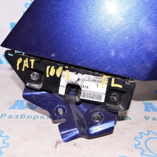 Крепление переднего бампера на крыле левое Nissan Pathfinder 13- 622273KA1A