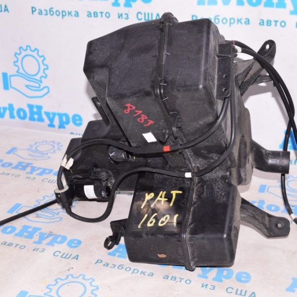 Бачок омывателя Nissan Pathfinder 13- с горловиной и моторчиком 289103JA0B