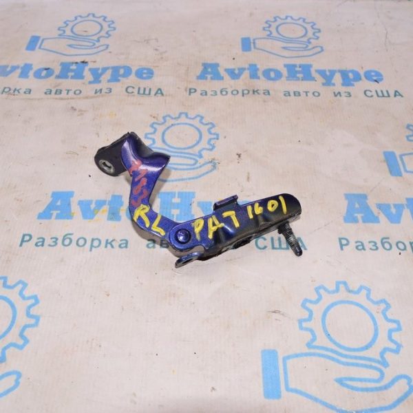 Петля двери багажника левая Nissan Pathfinder 13- 904013KA0A