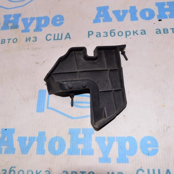 Уплотнитель крыла перед лев Nissan Pathfinder 13- 668353ka6a