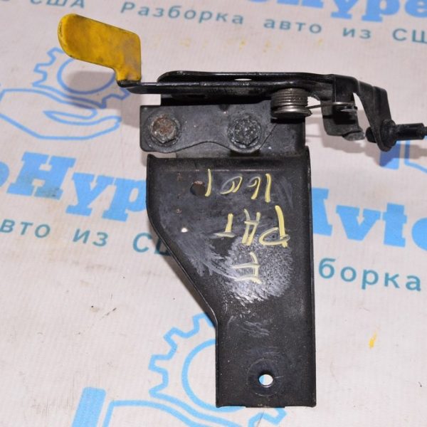 Крюк замка капота Nissan Pathfinder 13- 65603-3JA0A