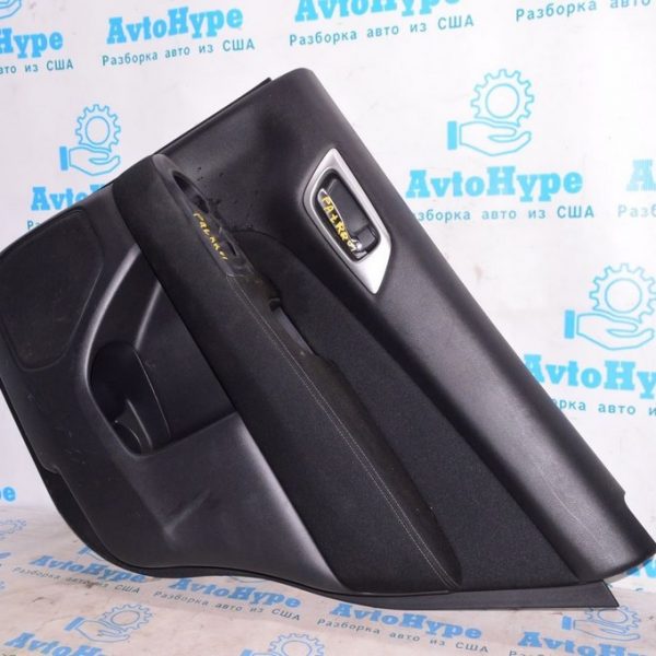 Обшивка двери (карточка) зад прав Nissan Pathfinder 13- черн тряпка (01) 829A0-3KS1B