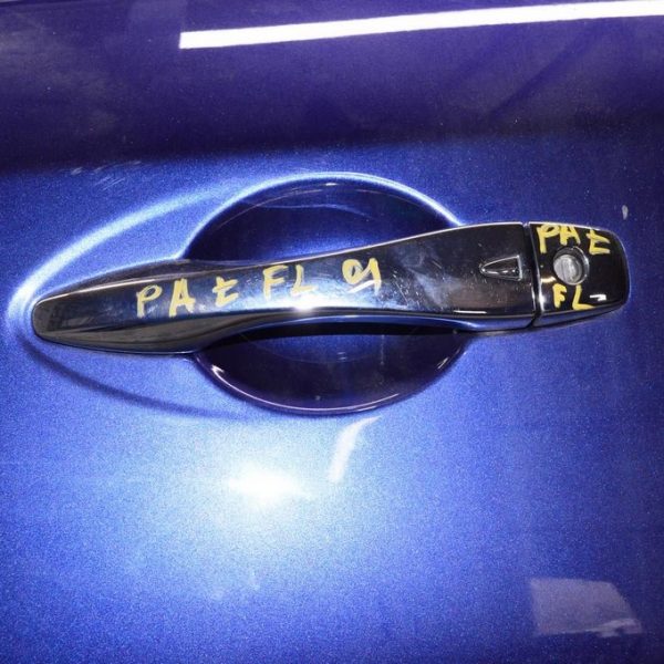 Заглушка внешней ручки перед лев Nissan Pathfinder 13- 80645-3TA1A