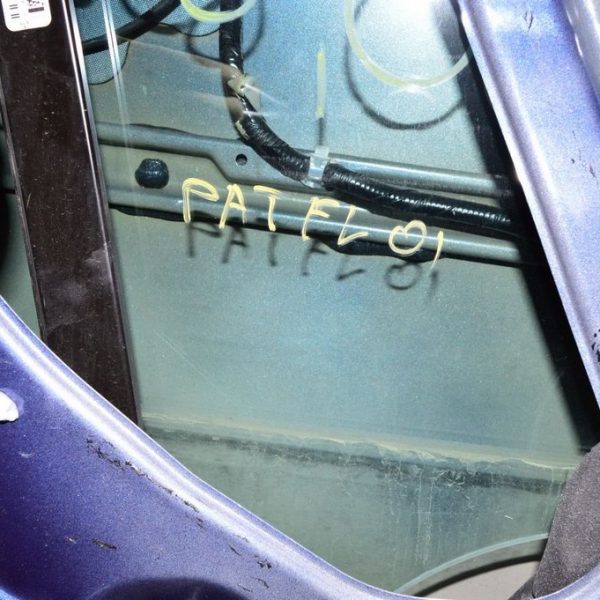 Стекло двери перед лев Nissan Pathfinder 13- 80301-3KA0A