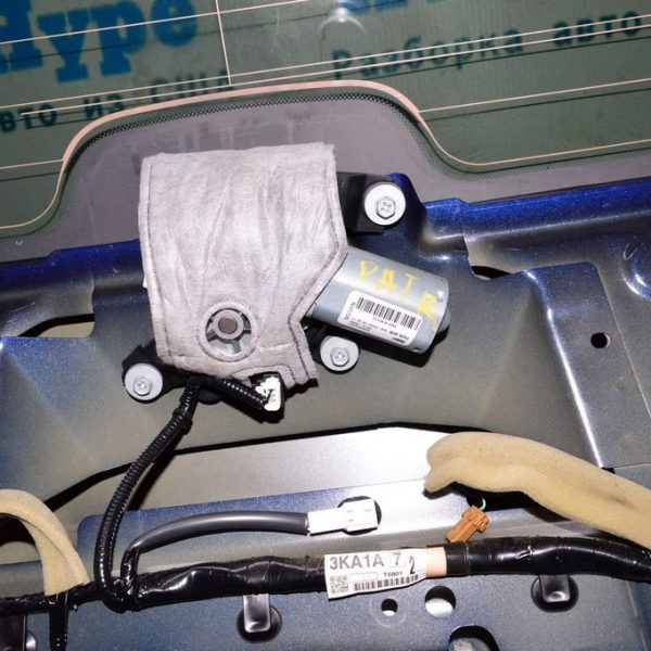 Трапеция дворников с моторчиком зад Nissan Pathfinder 13- 287103KA0A