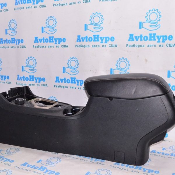 Консоль центральная (подлокотник и подстаканники) Jeep Cherokee KL 14-18 дорест черн (03) 5SF14DX9AC