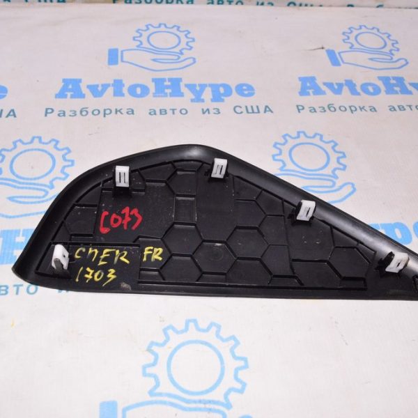 Накладка торпеды боковая правая Jeep Cherokee KL 14- черн