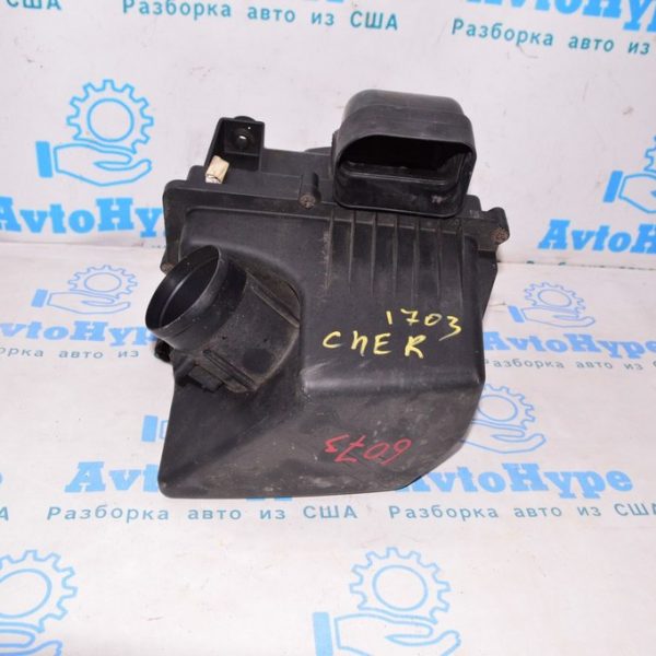 Корпус воздушного фильтра Jeep Cherokee KL 14-18 2.4 _x000D_
(03) деф. 68146719AE