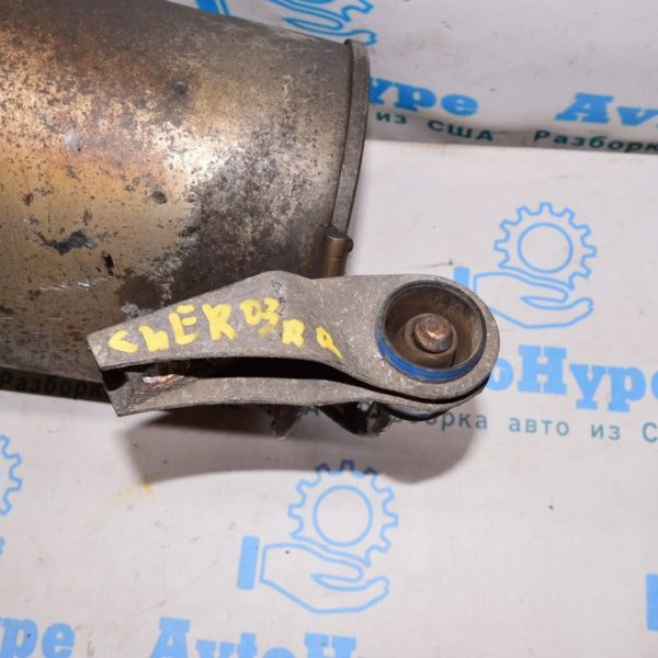 Кронштейн глушителя зад прав Jeep Cherokee KL 14- 68141918AB