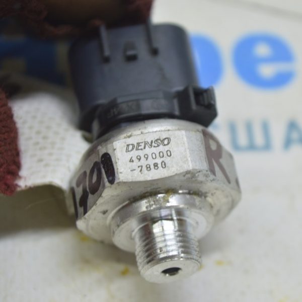 Бампер задний голый Jeep Cherokee KL 14-18 дорест структура (03) прижат немного 68242476AB