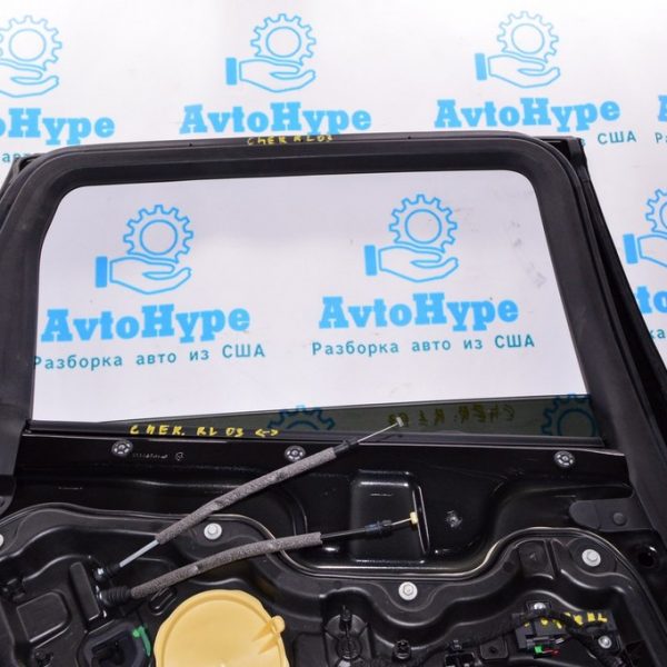Направляющая стекла двери зад лев Jeep Cherokee KL 14- 68227426AA