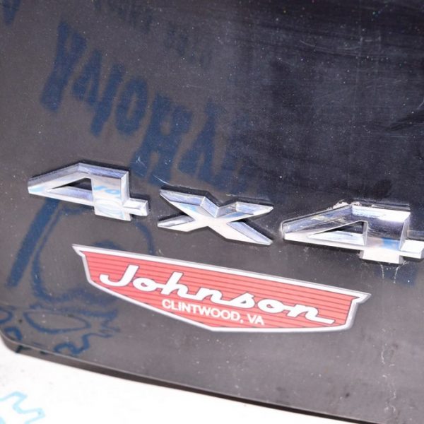 Эмблема 4X4 двери багажника Jeep Cherokee KL 14- 55157091AD