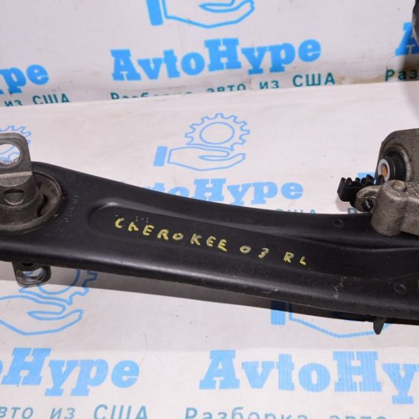 Рычаг продольный зад лев Jeep Cherokee KL 14- 5090045AF