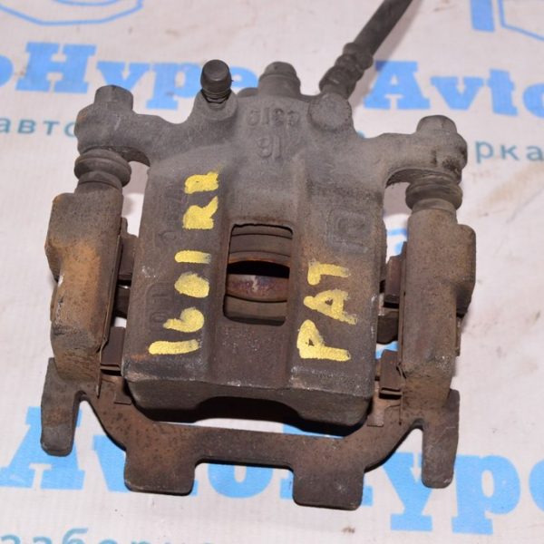 Суппорт зад прав Nissan Pathfinder 13- 44001-1AA0A