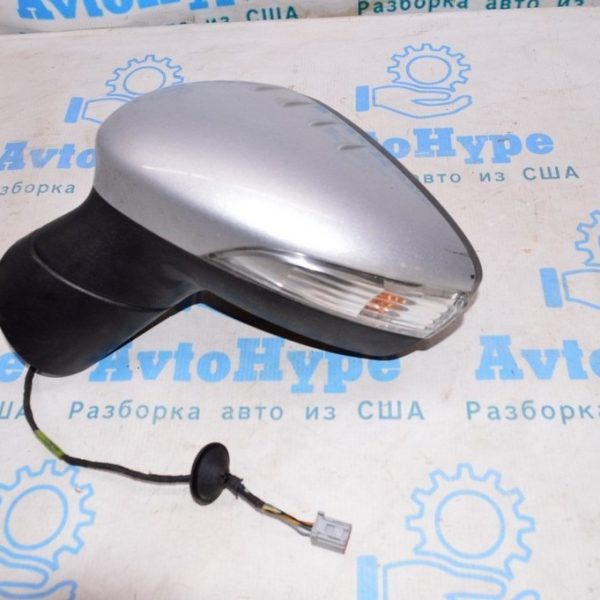 Зеркало боковое левое Ford Fiesta 11-19 с поворотником (03) серебро,цвет UX 5пин D2BZ-17683-F