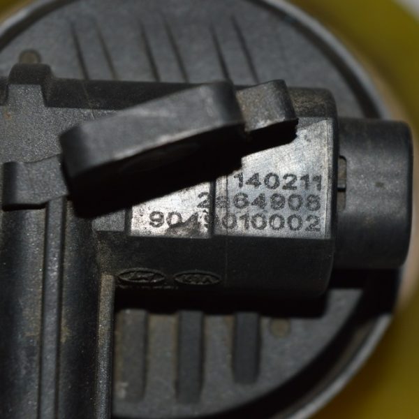 Рычаг нижний перед лев Subaru Forester 14-18 SJ (04) трещинки на сайленте 20202SG010