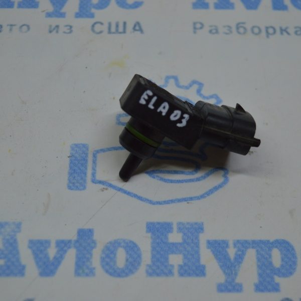 Рычаг нижний перед лев Nissan Leaf 11-17 (02) 54501-1KA0B