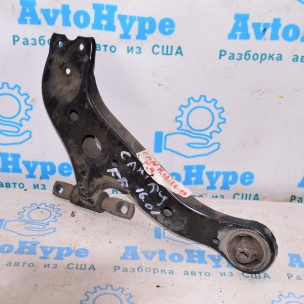 Рычаг нижний перед прав Toyota Camry v55 15-17 usa (01) 4806807050
