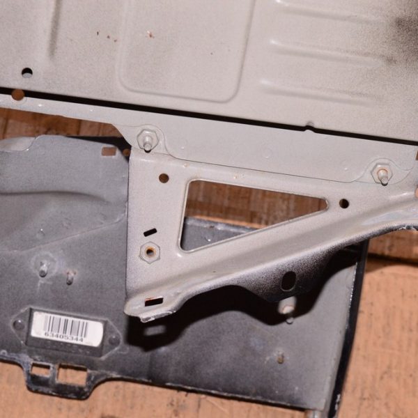 Кронштейн крыла перед прав Jeep Renegade 15- перед 68246361AA