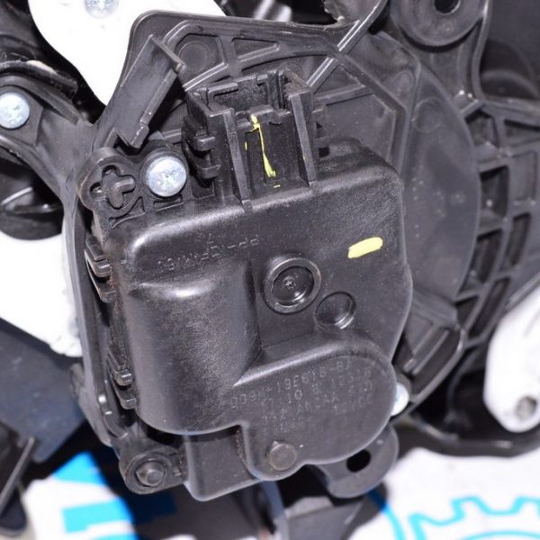 Актуатор моторчик привод печки (вентиляция) Ford Edge 16- (04) GS7Z-19E616-B