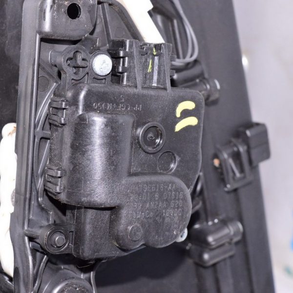 Актуатор моторчик привод печки (кондиционер) Ford Edge 16- (04) GS7Z-19E616-A