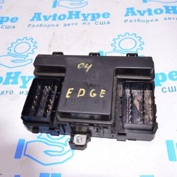 Блок предохранителей подкапотный Ford Edge 16- 2.0T (04) g2gt-14a067-bb