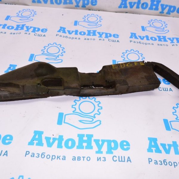 Уплотнитель крыла дверь-крыло прав Ford Edge 16- (04) деф. GT4Z-16060-A