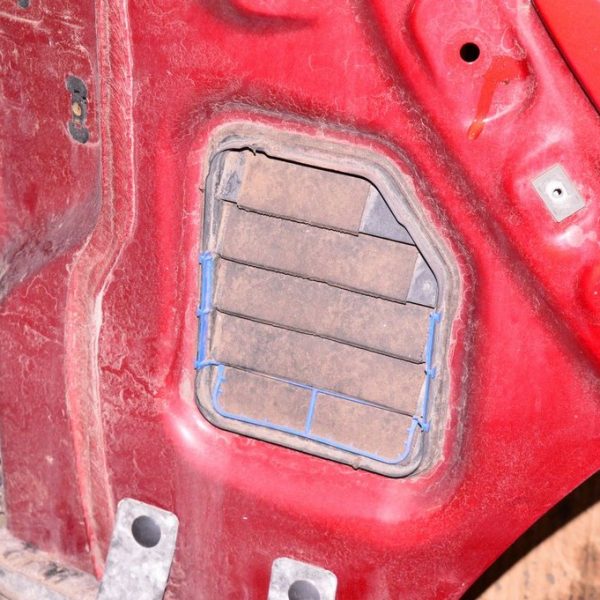 Щиток вентиляции правый Ford Edge 16- большой EM2Z-61280B62-CA