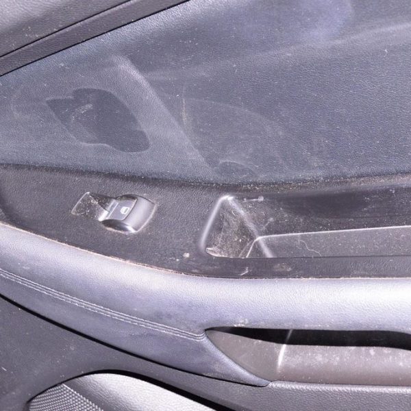 Управление стеклоподъемником зад прав Ford Edge 16- GT4Z-14529-AB