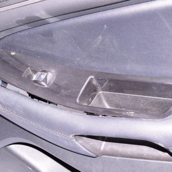 Управление стеклоподъемником перед прав Ford Edge 16- DG9Z-14529-AB