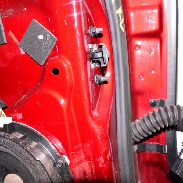 Ограничитель двери зад лев Ford Edge 16- FT4Z-5827204-B