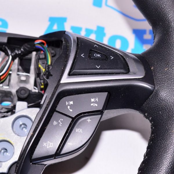 Кнопки управления (на руле) прав Ford Edge 16- DG9Z-9C888-DB