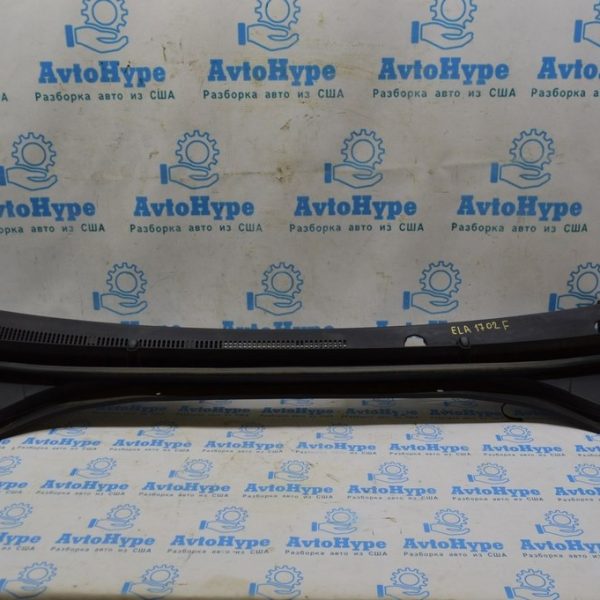 Решетка дворников (пластик) HYUNDAI ELANTRA AD 17- 86150-F3000