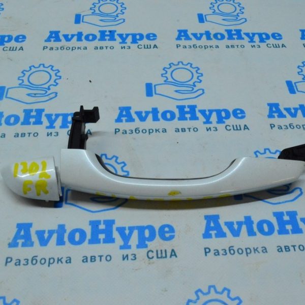 Заглушка внешней ручки перед прав HYUNDAI ELANTRA AD 17- (02) белый перл 82662-F2040