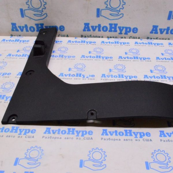 Накладка заднего ряда сидений прав Hyundai Elantra AD 17- 85785-f3000