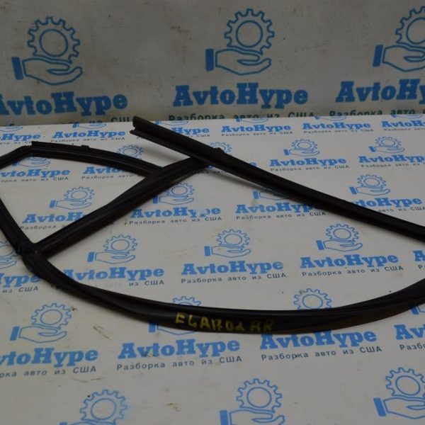 Уплотнитель стекла зад прав HYUNDAI ELANTRA AD 17- 83541-F2000