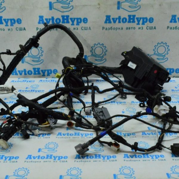 Блок предохранителей подкапотный Hyundai Elantra AD 17- 2.0