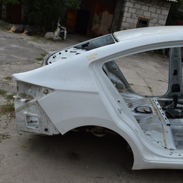 Четверть крыло задняя правая HYUNDAI ELANTRA AD 17-(02) белый перл 71504-F3C00