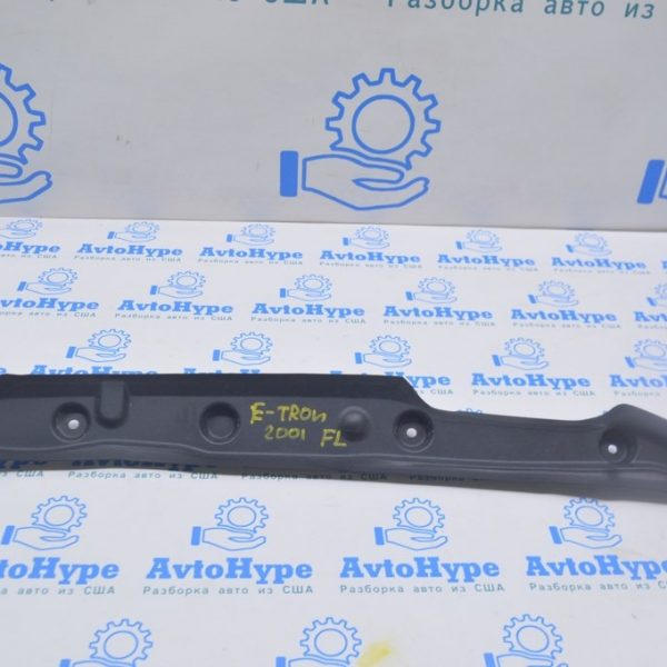 Уплотнитель крыла дверь-крыло лев Audi E-Tron (Q8) GEN 18- 4KE821111