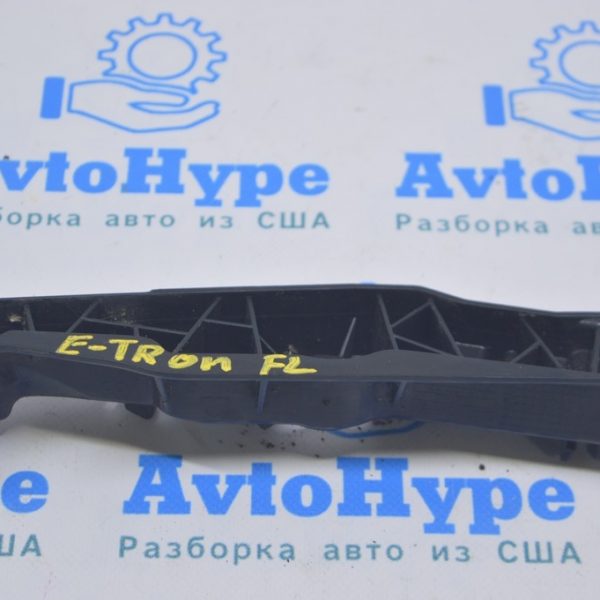 Крепление переднего бампера бампер-крыло левое Audi E-Tron (Q8) GEN 18- 4KE807283