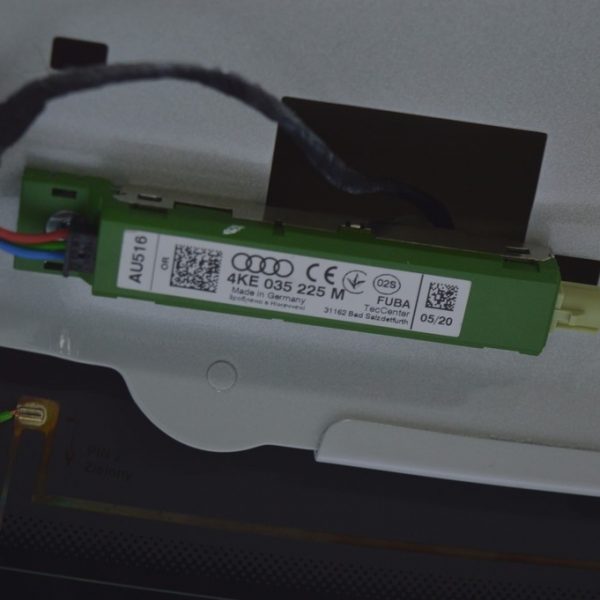 Antenna Amplifier Audi E-Tron (Q8) GEN 18- 4KE035225M