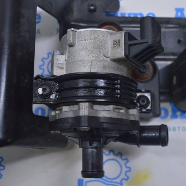 Насос системы охлаждения Audi E-Tron (Q8) GEN 18- 4KE965567B