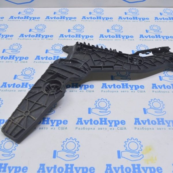 Крепление заднего бампера левое Audi E-Tron (Q8) GEN 18- 4KE807453