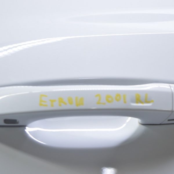 Заглушка внешней ручки зад лев Audi E-Tron (Q8) GEN 18- 4M8837879