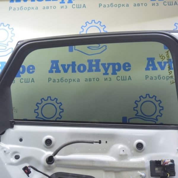 Уплотнитель стекла внутренний зад лев Audi E-Tron (Q8) GEN 18- 4KE839479A