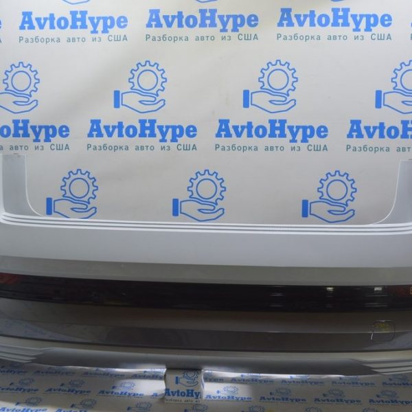 Накладка заднего бампера Audi E-Tron (Q8) GEN 18- черная 4KE807833D Y9B