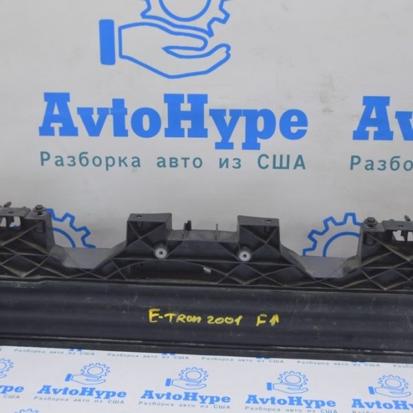 Жалюзи дефлектор радиатора верхний в сборе Audi E-Tron (Q8) GEN 18- с мотором 4KE807771